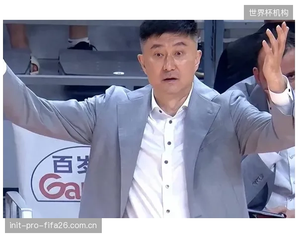 广东宏远攻防体系出现结构性问题，杜锋指导面临重建阵容核心的挑战。